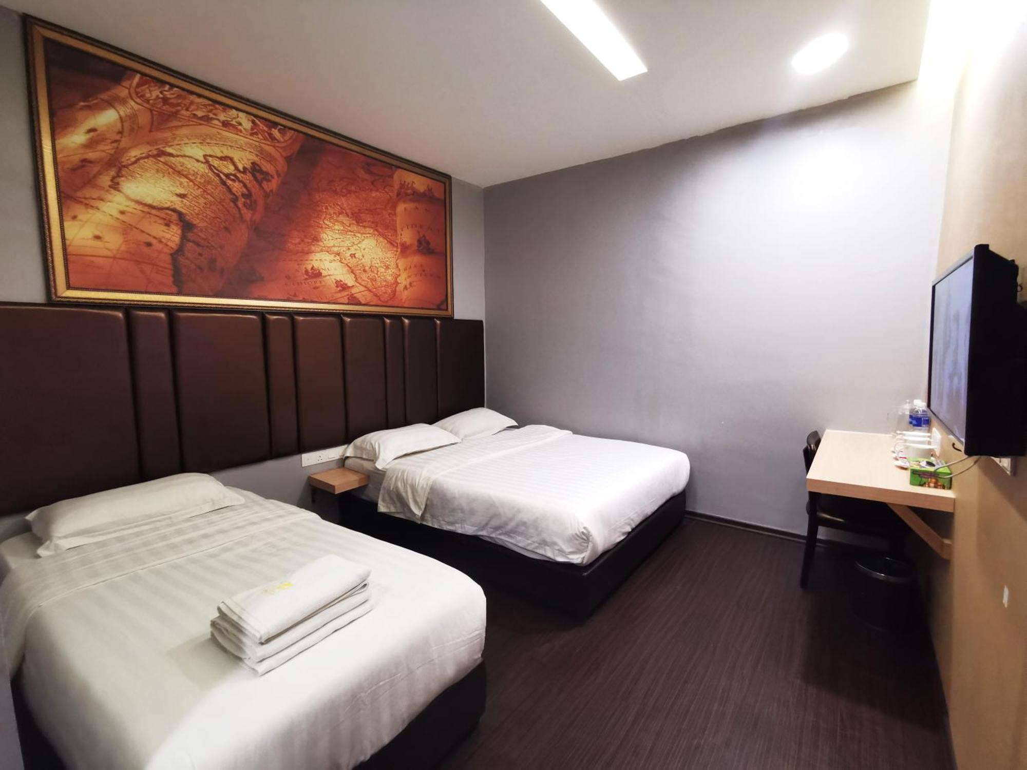 Zenz Hotel Kulai Bagian luar foto