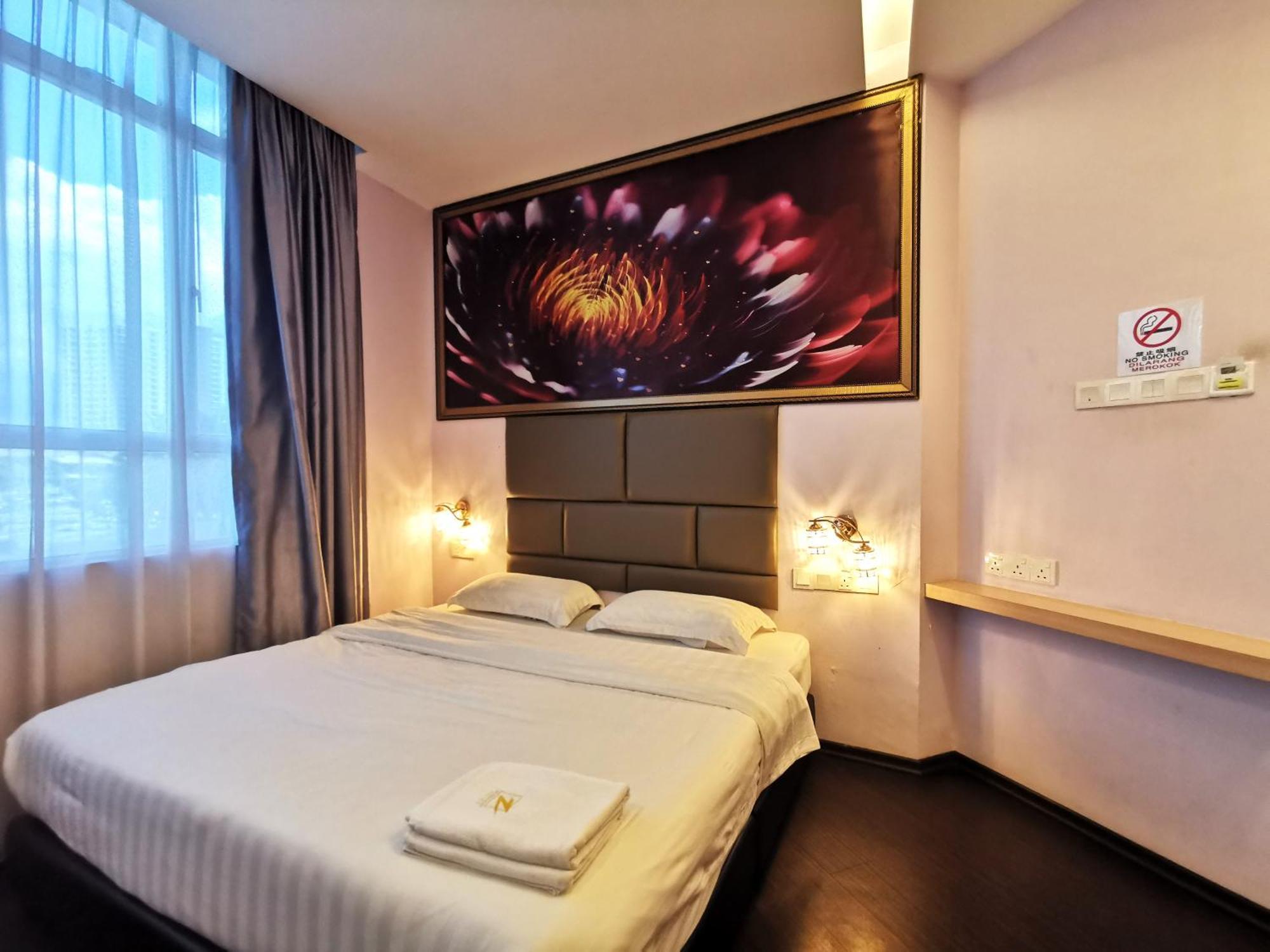 Zenz Hotel Kulai Bagian luar foto